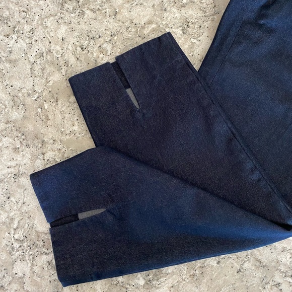 EUC Talbots “Chatham Ankle Pant” in navy blue, size 16 Petite - Picture 4 of 5